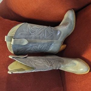 Womens Capezio Vintage Western Boots